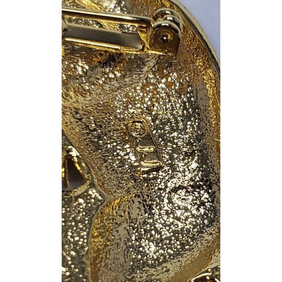 JJ Jonette Brooch Cat Reaching for Hanging Fish in Bowl Brushed Goldtone - Picture 4 of 4